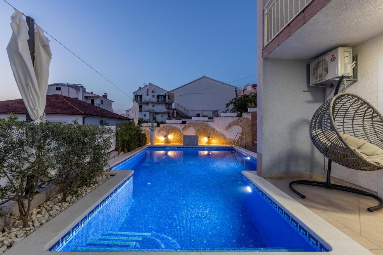 Villa Costa Blu With Pool By The Sea Trogir Extérieur photo
